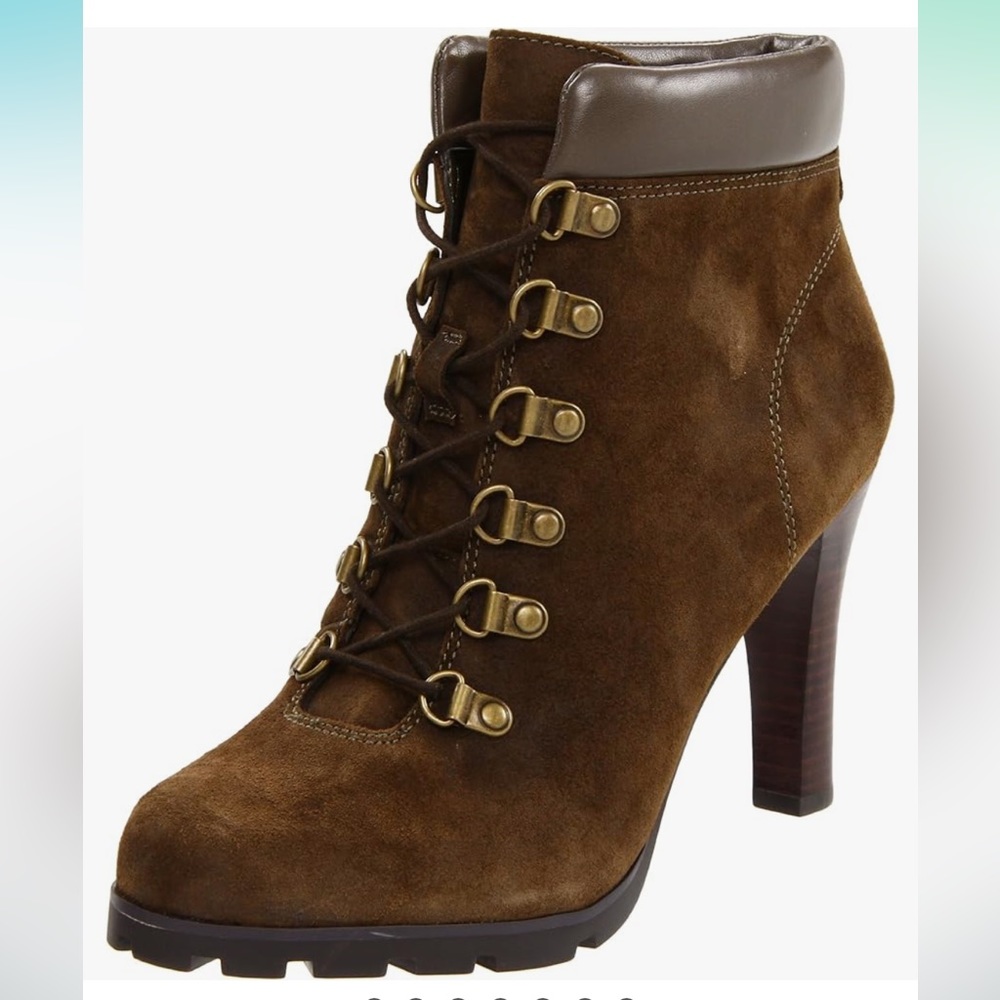 Lauren Ralph Lauren Darby lace-up ankle boots | Size 7M, 4-inch heel | Suede
